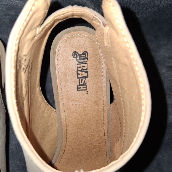 Brash Taupe Wedge Booties with Zipper - Picture 5 of 7